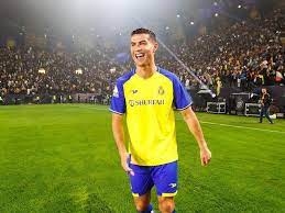 Getekend bij Al Nassr FC, met een jaarsalaris van 200 miljoen euro